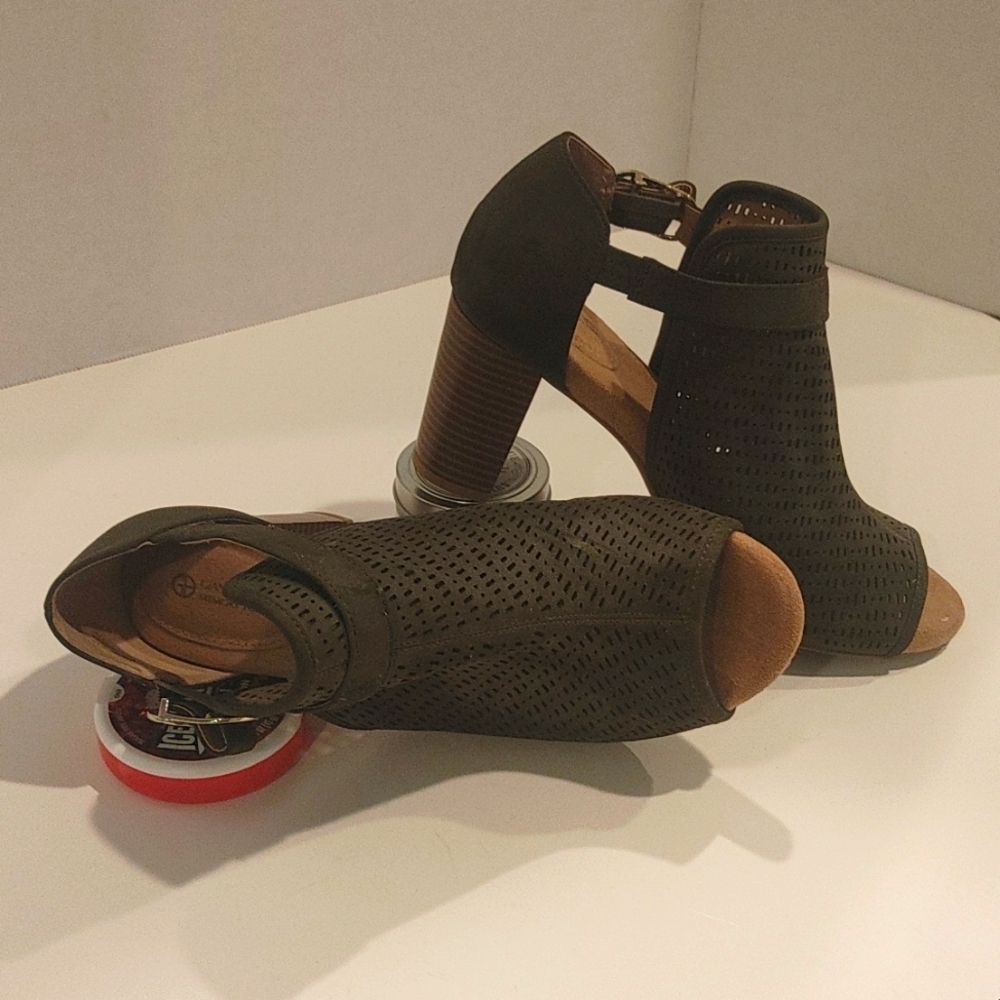 Giani Bernini 3" Sandal / Boot